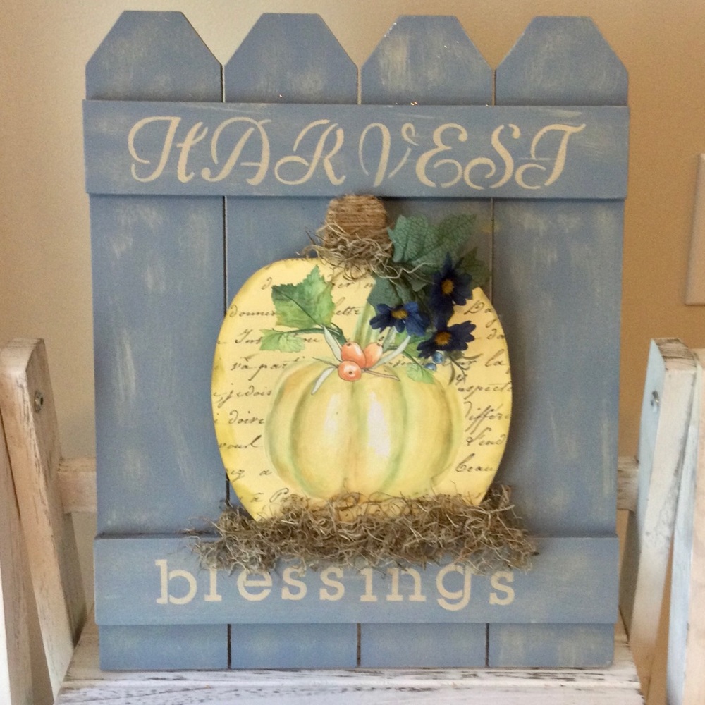 Wood Fall Thanksgiving Harvest Pumpkin Sign